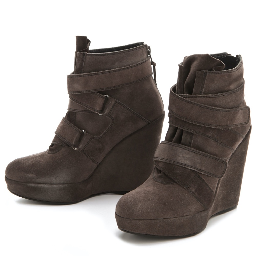 Stuart Weitzman Wildchild Wedge Booties - 8.5